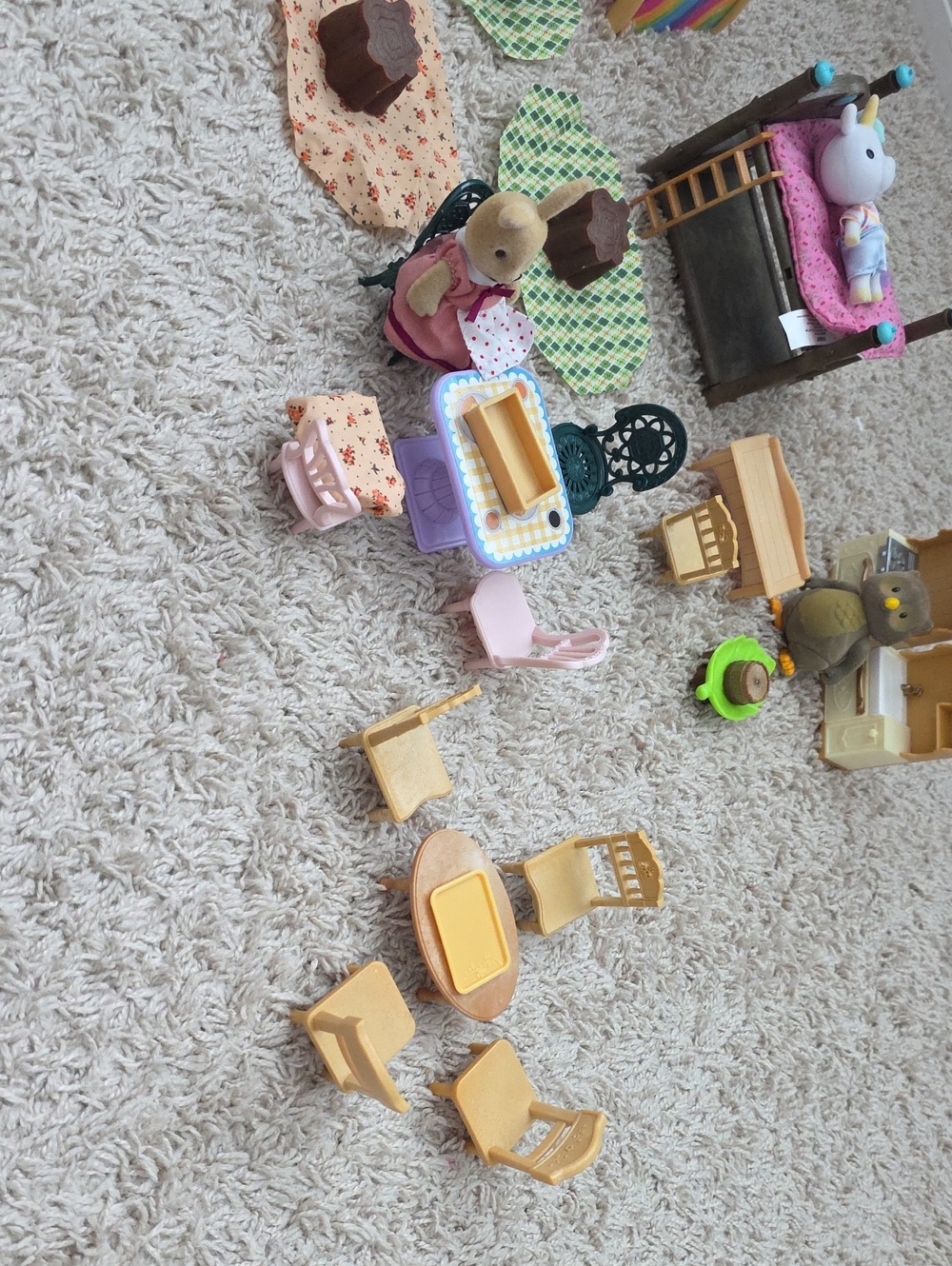 Sylvanian Families Pink Bunny with Pastel Miniature Furniture Set